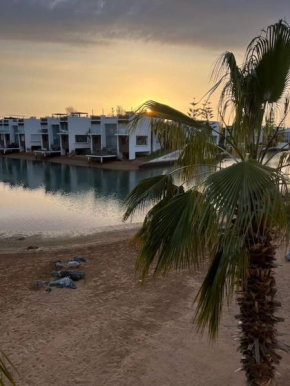 Superbe Appartement Plage Eden Island